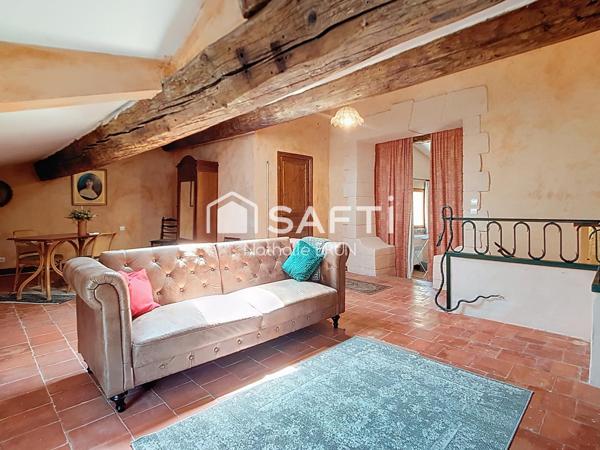 Maison de caractère de 200m² cour paysagée jacuzzi