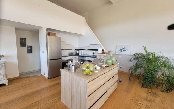 Appartement à vendre    4 pièces • 98 m2 Jurançon