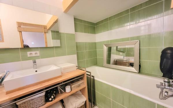 Appartement à vendre    4 pièces • 98 m2 Jurançon