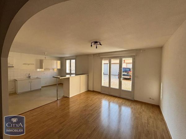 Appartement à louer 2 pièces 71.57m²