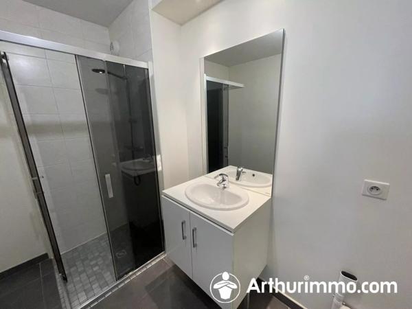 Vente                                                      Appartement
                        
                     2 pièces                      48 m2                     à Montbéliard