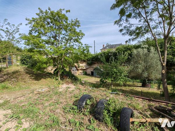 Terrain Doue En Anjou 895 m2