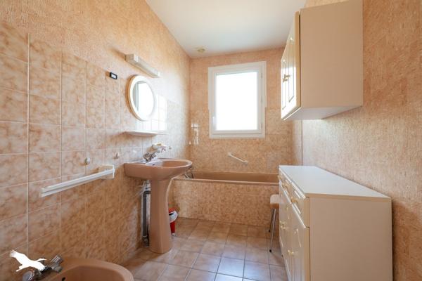 Maison à vendre 314 160 € Saint-Georges-de-Didonne 4 p 84 m² DPE D