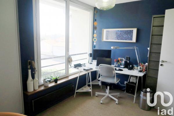 Maison traditionnelle 9 pièces de 185 m² à Chauvigny (86300)