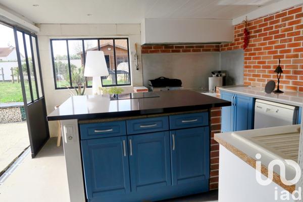 Maison traditionnelle 9 pièces de 185 m² à Chauvigny (86300)