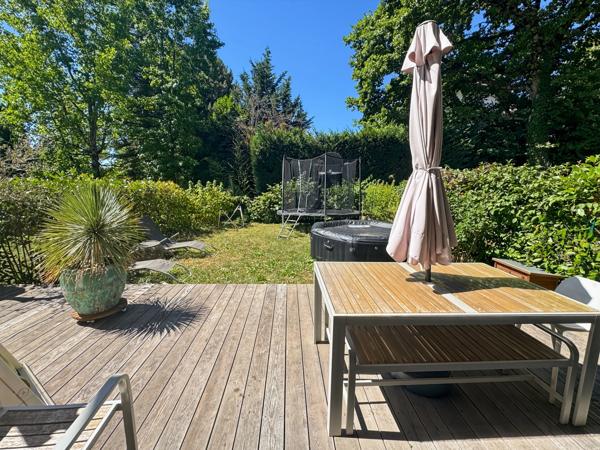 Maison mitoyenne clé en main à vendre de 5 chambres à DIVONNE LES BAINS