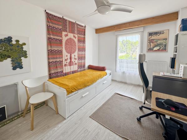 Maison mitoyenne clé en main à vendre de 5 chambres à DIVONNE LES BAINS