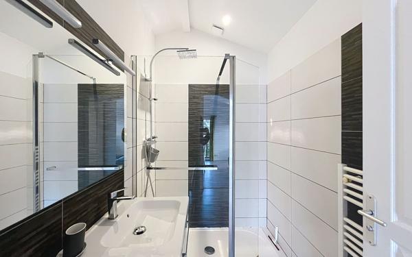 Maison à vendre    10 pièces • 208 m2 Ascain