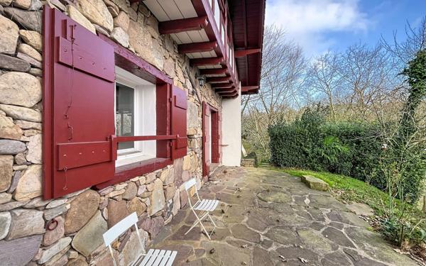 Maison à vendre    10 pièces • 208 m2 Ascain