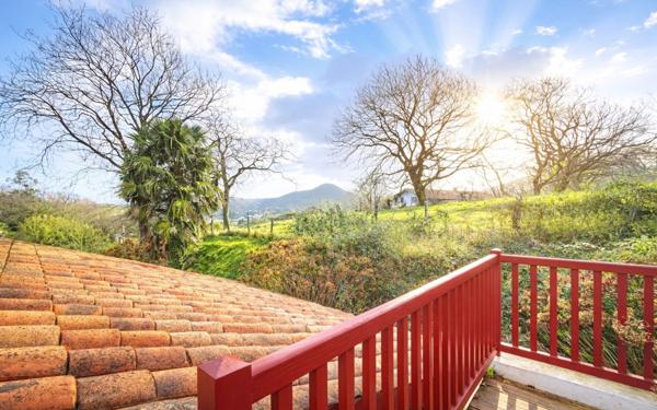 Maison à vendre    10 pièces • 208 m2 Ascain