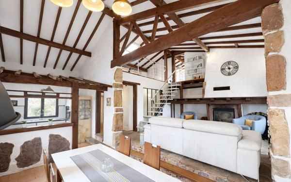 Maison à vendre    10 pièces • 208 m2 Ascain