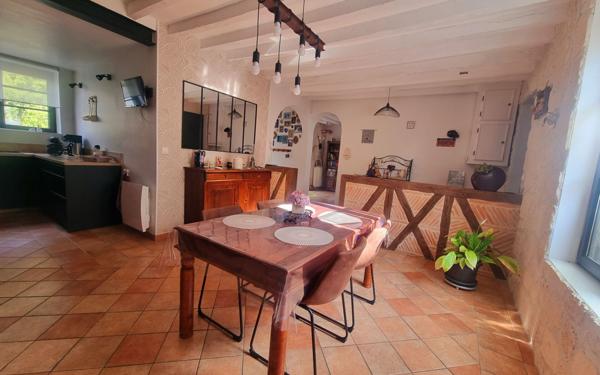 Maison à vendre    4 pièces • 165 m2 Château-Thierry