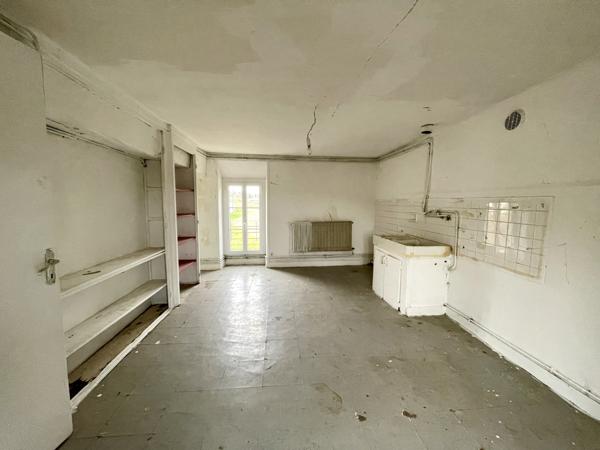 Maisse (91720) Maison 168 m², 6 chambres, grange, garage et cave sur 696 m² de terrain