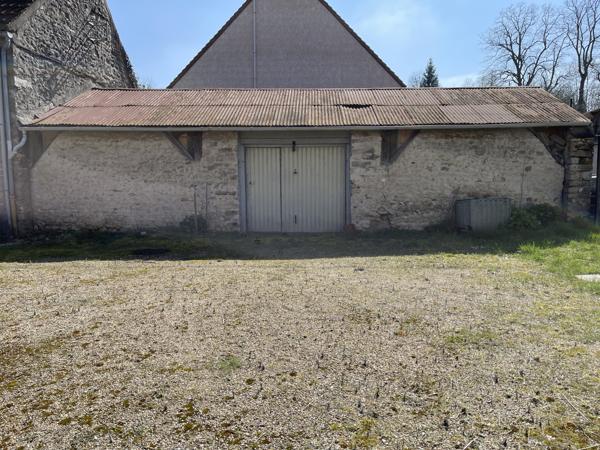 Maisse (91720) Maison 168 m², 6 chambres, grange, garage et cave sur 696 m² de terrain