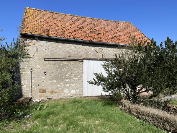 Maisse (91720) Maison 168 m², 6 chambres, grange, garage et cave sur 696 m² de terrain