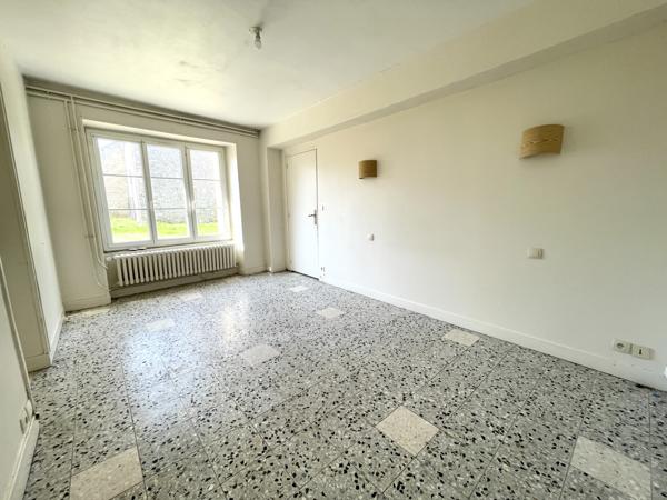 Maisse (91720) Maison 168 m², 6 chambres, grange, garage et cave sur 696 m² de terrain