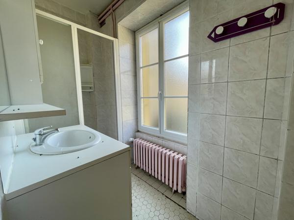 Maisse (91720) Maison 168 m², 6 chambres, grange, garage et cave sur 696 m² de terrain