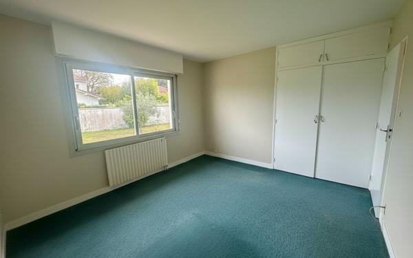 Maison à vendre    4 pièces •  Dax