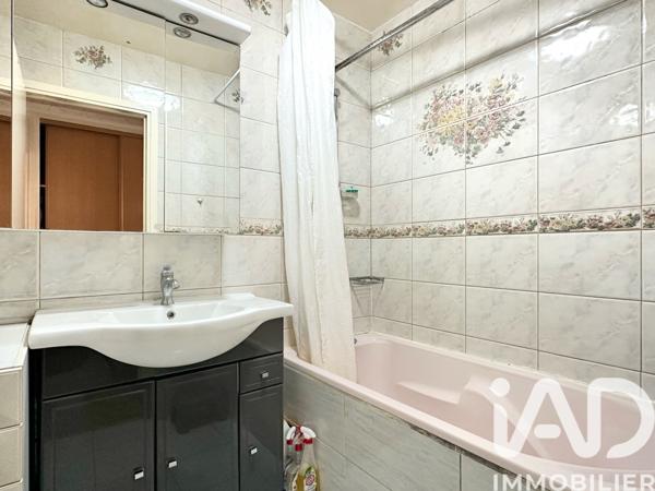 Appartement à vendre 4 pièces 79 m² Paris 18