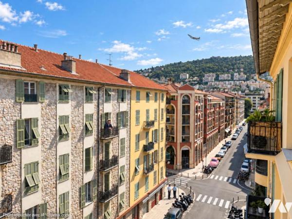NICE - ACROPOLIS APPARTEMET T2/44m² DERNIER ETAGE AVEC BALCON
