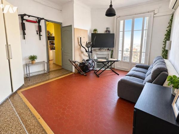 NICE - ACROPOLIS APPARTEMET T2/44m² DERNIER ETAGE AVEC BALCON