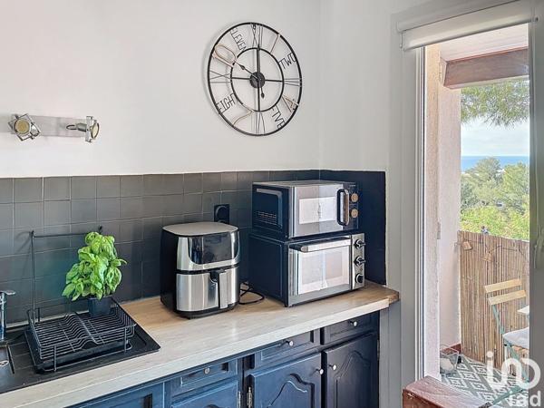 Appartement 3 pièces de 65 m² à Bandol (83150)