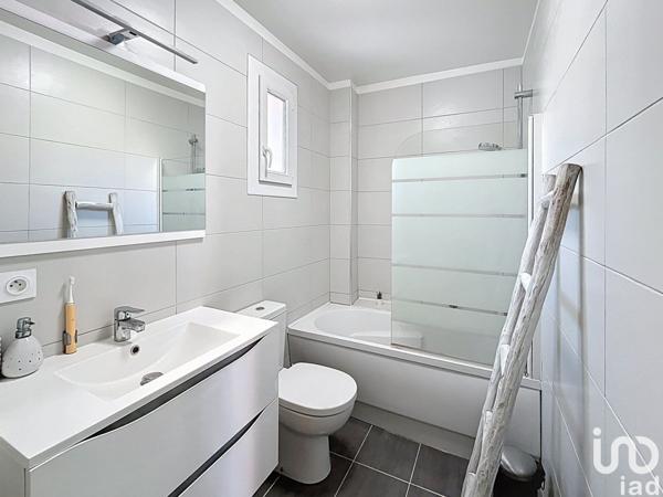 Appartement 3 pièces de 65 m² à Bandol (83150)