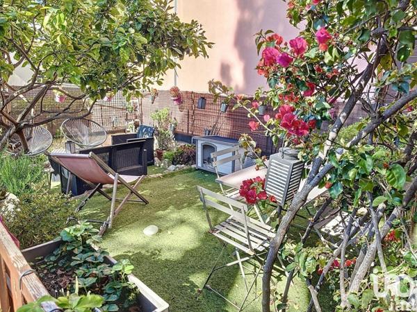 Appartement 3 pièces de 65 m² à Bandol (83150)