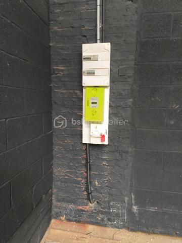 Immeuble commercial de 350 m²