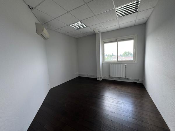 LOCAL COMMERCIAL 330 M² - ALBITECH