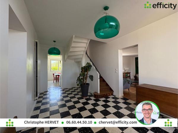 Maison 6 pièces - 218 m²