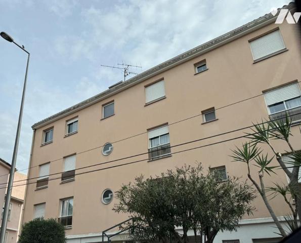 Cannes La Bocca tres central beau 3 pièces traversant au dernier étage avec garage 