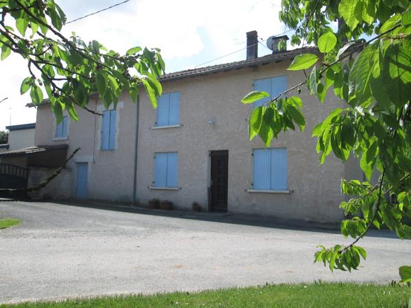 Maison de campagne - 10 pièces - 180 m²