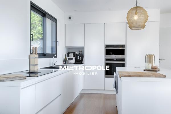 Maison 5 pièce(s) 4 chambre(s) 140 m²