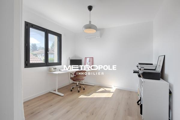 Maison 5 pièce(s) 4 chambre(s) 140 m²