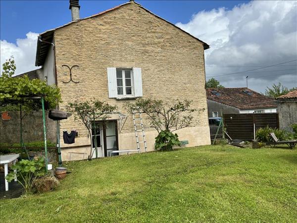 Maison à vendre |  Chizé |  7 pièces | 89 m²