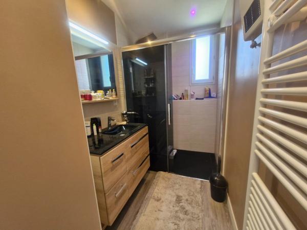 Maison à vendre 3 pièces UNIEUX (42)