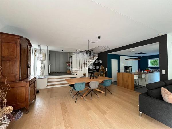 Maison T7 à vendre DOMLOUP - 205 m² (réf : EJ26455)