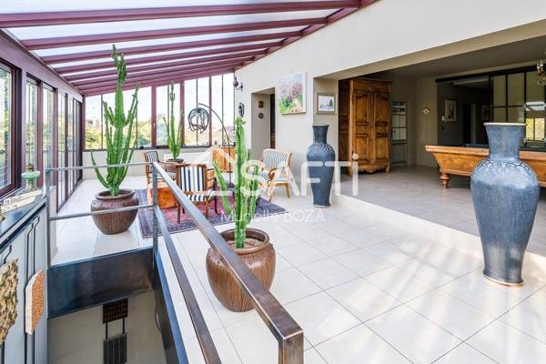 Magnifique propriété de caractère avec vue imprenable sur la Grande Sure