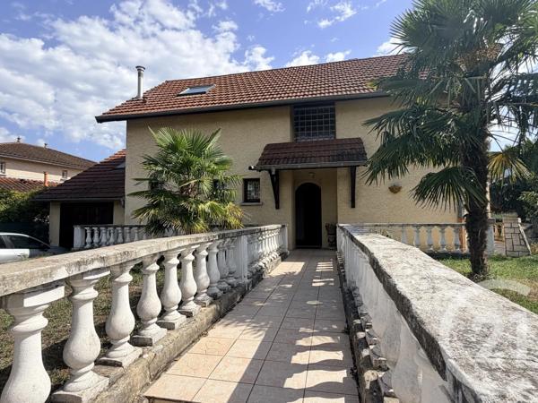Maison à vendre  5 pièces - 145 m 2   MOIRANS  - 38