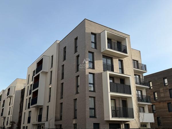 À vendre : Appartement 1 pièce à Cergy €145 000 ** - Référence 2256