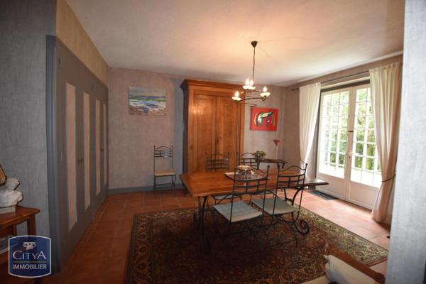 Maison à vendre 10 pièces 300m²