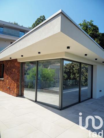 Appartement à vendre 3 pièces 84,4 m² Les Adrets-de-l'Estérel