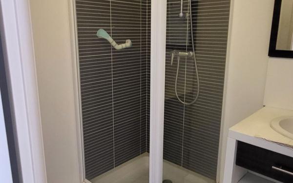 Appartement à vendre    4 pièces • 83,80 m2 Bordeaux