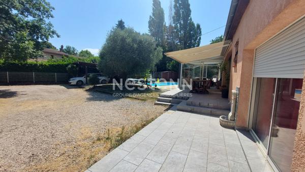 MAISON DE PLAIN PIED AVEC PISCINE AUX PORTES DE PAMIERS