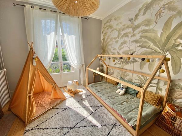 MANTES LA JOLIE (78) /accès A13-A14/ Maison Bourgeoise entièrement rénovée- Jardin 500 m² - Garage - Cave