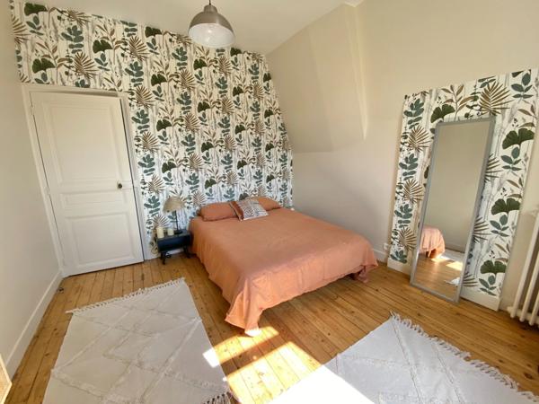 MANTES LA JOLIE (78) /accès A13-A14/ Maison Bourgeoise entièrement rénovée- Jardin 500 m² - Garage - Cave