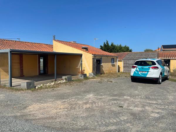 Local commercial Bretignolles Sur Mer 195 m2