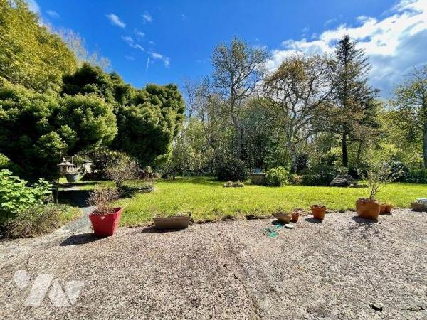 Longère à Vendre à Ploumilliau (22300) 
Dans un cadre verdoyant et reposant, a deux pas du bou...