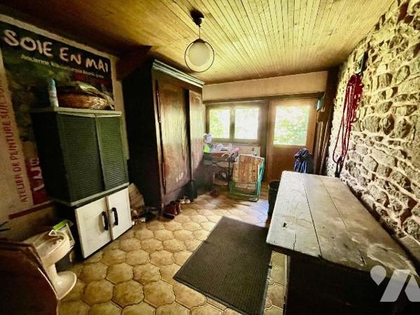 Longère à Vendre à Ploumilliau (22300) 
Dans un cadre verdoyant et reposant, a deux pas du bou...